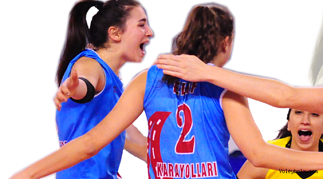 Saliha Şahin, Eczacıbaşı VitrA'ya transfer oldu