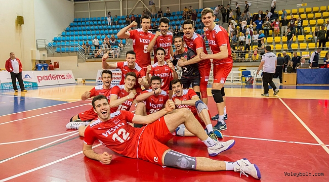 U20 Erkekler, Namağlup Avrupa Şampiyonası Finalleri’nde !