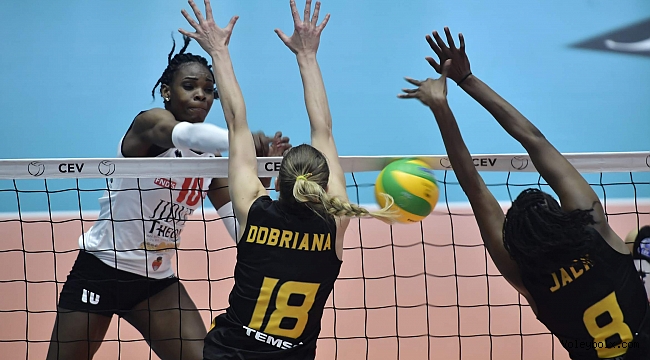 Vakıfbank'ın rakibi, Galatasaray'ı 3-1 ile geçen Alba Blaj