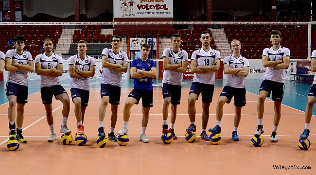 Halkbanklı Yıldız Erkekler yarı finalde