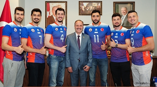 İstanbul BBSK’da 6 imza birden...