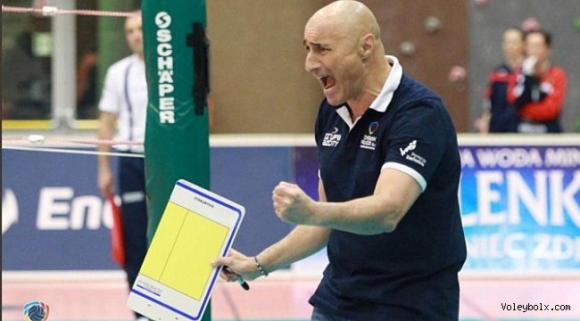 Abbondanza, Chemik Police'de kaldı..
