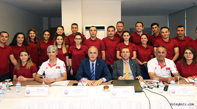 Akif Üstündağ, Ulusal Aday Hakem Kursu’nu Ziyaret Etti