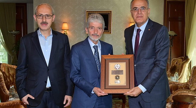 Üstündağ, Ankara Büyükşehir Belediye Başkanı Tuna’yı Ziyaret Etti