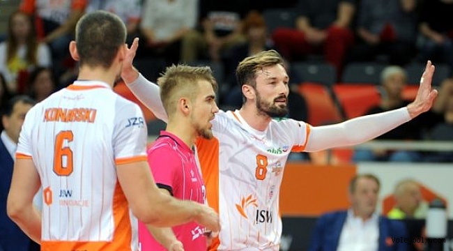 Bydgoszcz, Wegiel deplasmanında 3-0 galip