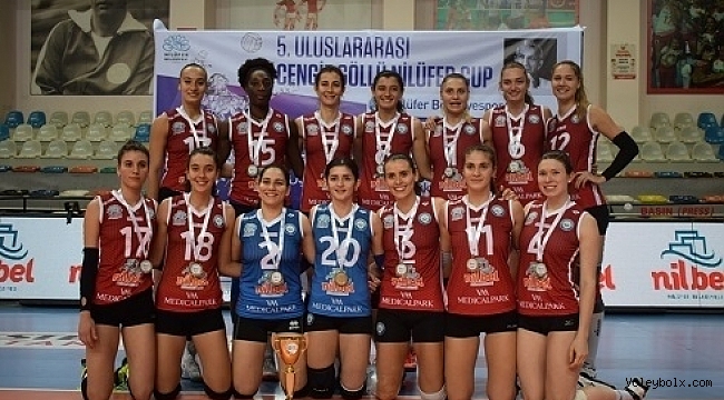Nilüfer Belediyespor, Çanakkale Belediyespor'u 3-0 yendi
