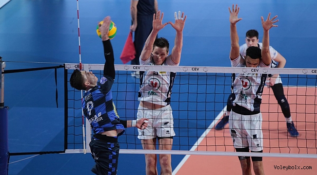 Arkas, Şampiyonlar Ligi’nde Tours'a 3-2 Mağlup Oldu