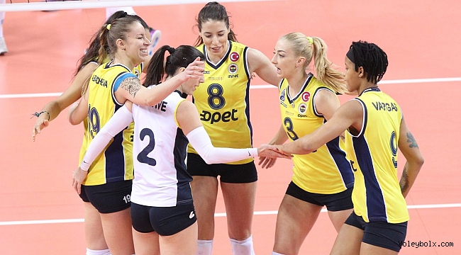 Fenerbahçe Opet, Polonya’dan Galibiyetle Dönüyor