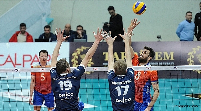 İstanbul BBSK ile Onico Varşova dostluk maçında karşılaştı