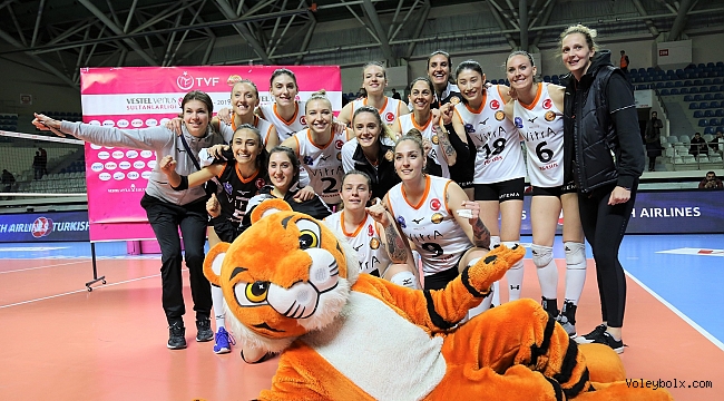 Eczacıbaşı VitrA, yarı finale yükseldi