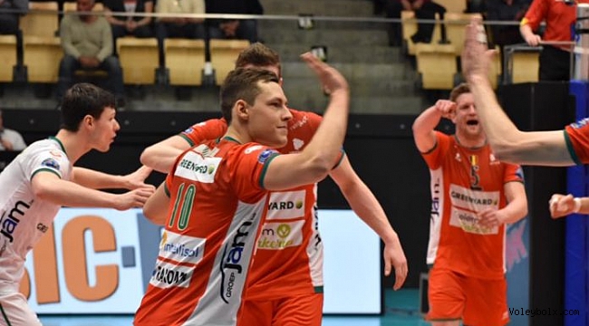 Knack Roeselare ve Greenyard Maaseik 3 puanı aldı