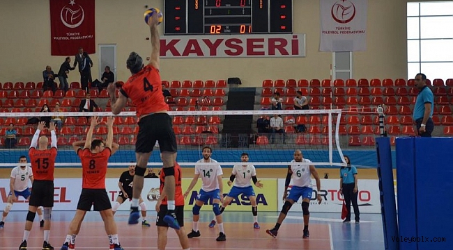 1.Lig Erkekler Yarı Final Etabı Karşılaşmaları Başladı