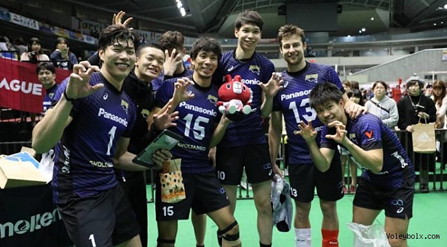 Japonya finalinde ilk round Panasonic Panthers'in: 3-2