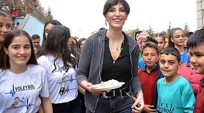 Neslihan Demir Güler öğrencilerle buluştu