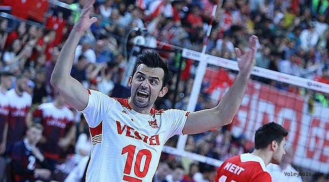 Arslan Ekşi