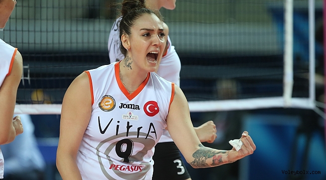 Büşra Kılıçlı Beşiktaş ile anlaştı
