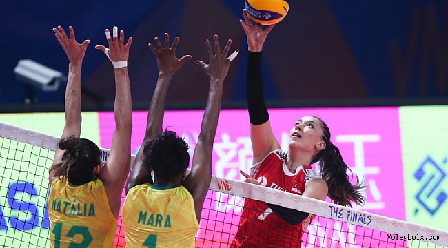 Sultanlar, yarı finalde Brezilya'ya 3-0 kaybetti