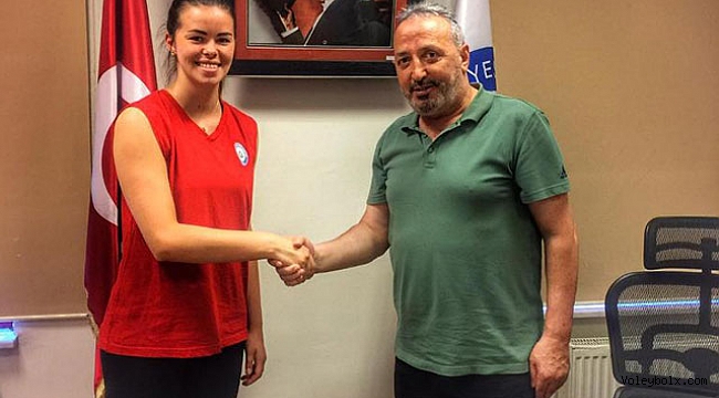 Elif Uzun Nilüfer Bld.’de...