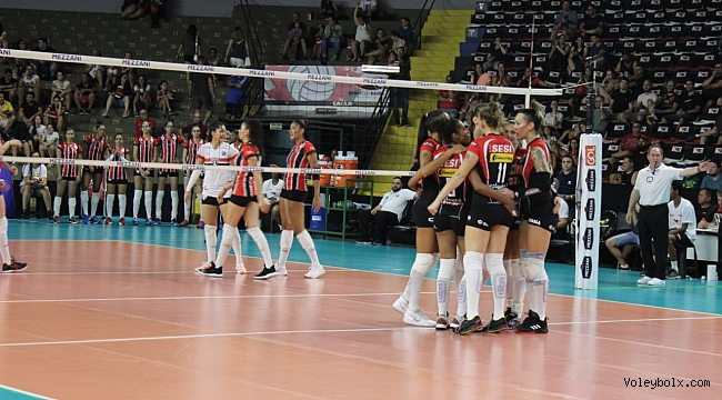 Rahimova 29 sayı ile takımı Sesi'yi 3-1 kazandırdı