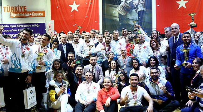 Türkiye Öğretmenler Kupası’nda Kupa ve Madalyalar Sahiplerini Buldu