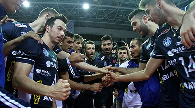 Arkas Spor 7’de 7 için sahaya çıkıyor
