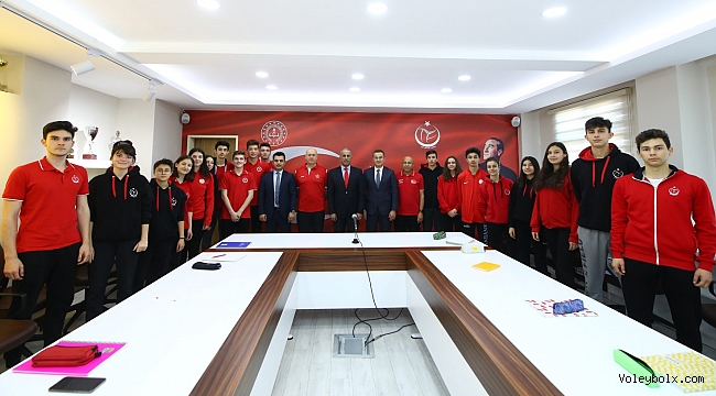 TVF Spor Lisesi’nde ‘’ Voleybol Hakemliği’’ Dersi Verilmeye Başladı