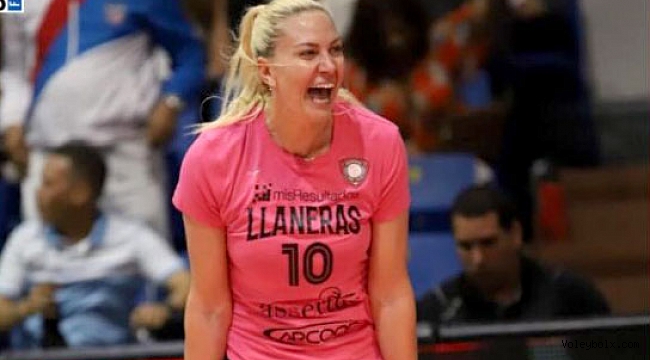 Dünyayı gezen Yeliz Başa, Türkiye'ye döndü!