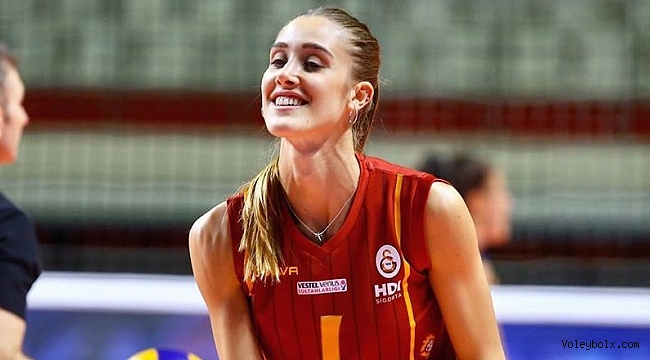 Melike Nezihe Çadır, Nevşehir Bld.’de..
