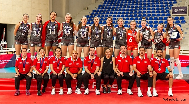 U17 Kız Milli Takımımız'dan Avrupa Şampiyonası'nda Gümüş Madalya