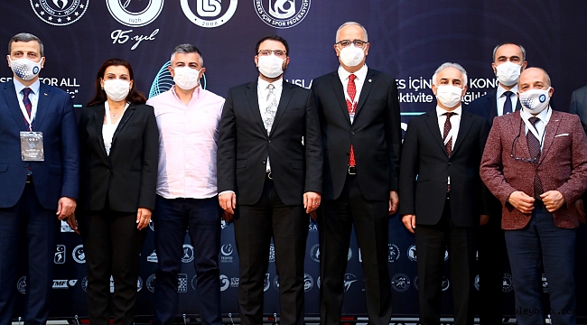 TVF Başkanı Üstündağ Herkes İçin Spor Zirvesi’ne Katıldı