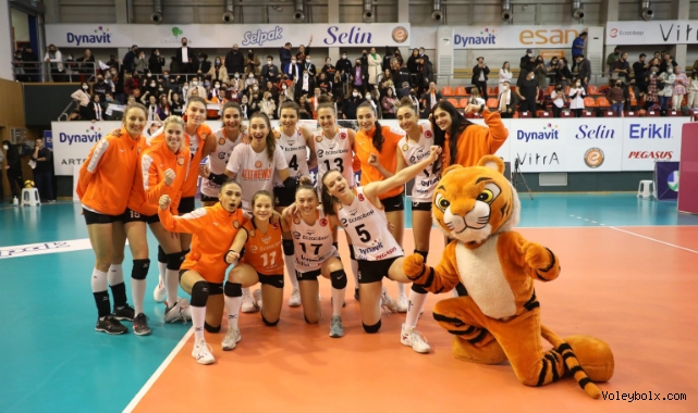 Eczacıbaşı Dynavit, CEV Kupası’nda Çeyrek Finalde