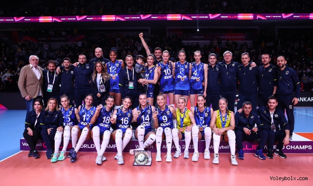 Fenerbahçe Opet Dünya Üçüncüsü !