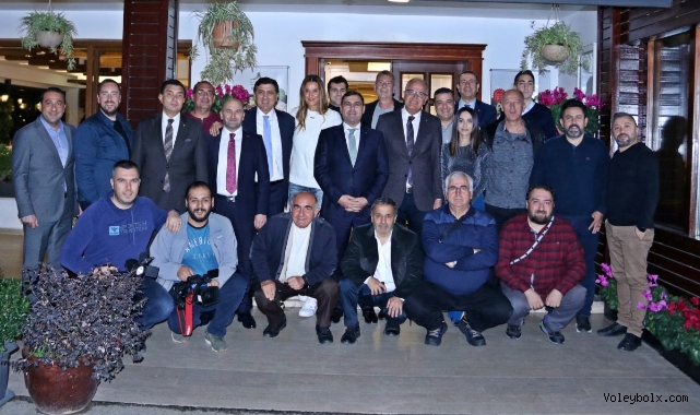 TVF Yönetimi Voleybol Basınıyla Yemekte Bir Araya Geldi