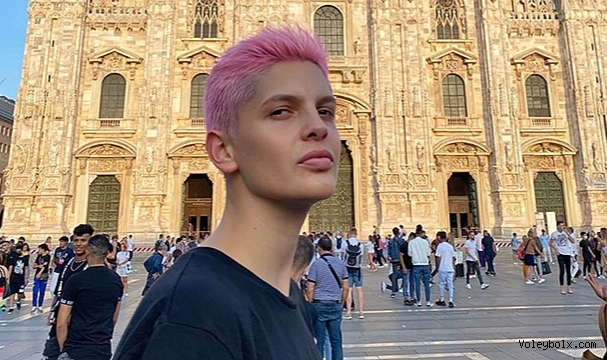 Ebrar Karakurt: ‘Geceleri voleybol topuyla uyurdum’