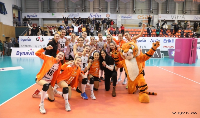 Eczacıbaşı Dynavit, Uralochka Ekaterinburg’u 3-0 Mağlup Etti