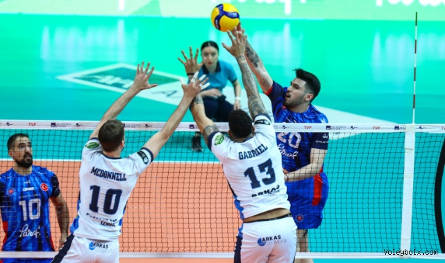 Efeler Ligi’nde Play-off 1/4 Etabı Sona Erdi