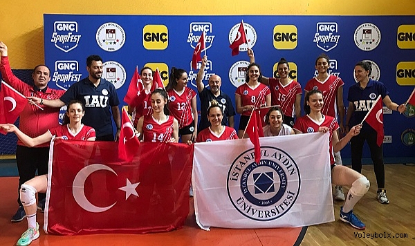 İstanbul Aydın Üniversitesi'nden Gençlik Bayramında Çifte Zafer