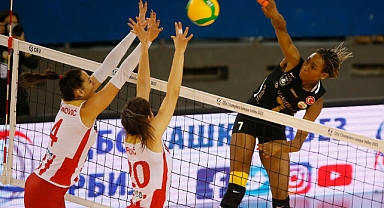 VakıfBank, Sırbistan’dan Galibiyetle Dönüyor