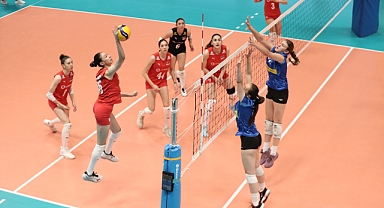 U16 Kız Milli Takımımız Avrupa Şampiyonasında Yarı Finalde