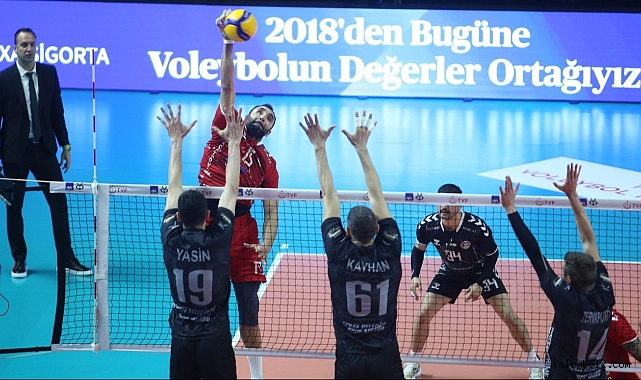 2026 Erkekler AXA Sigorta Kupa Voley'de Çeyrek Finale Yükselen Takımlar Belli Oldu