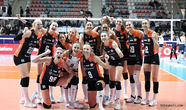 Eczacıbaşı Dynavit, deplasmanda galip geldi