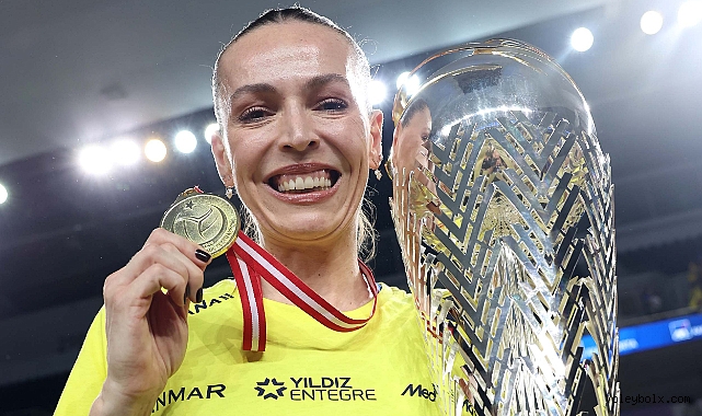 Eda Erdem Dündar: Sahada bir takım çalışması vardı