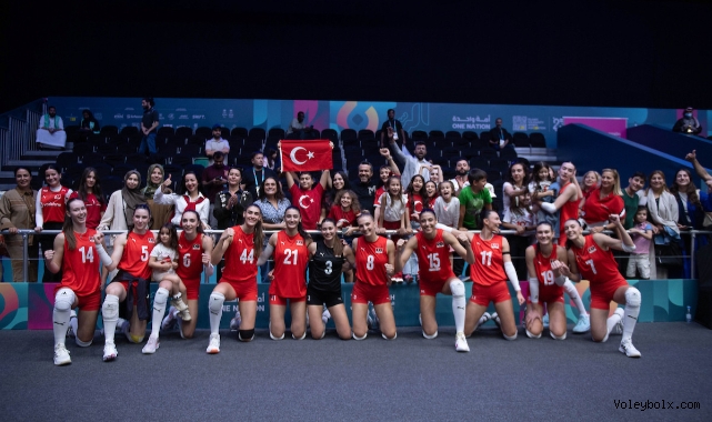 Kadın Milli Takımımız, Azerbeycan'ı 3-0 Mağlup Etti