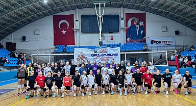 Altyapı Kız Milli Takımı Sporcu Taramaları Edirne'de Yapıldı 