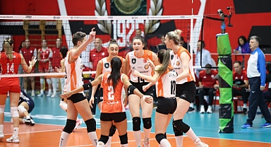 Eczacıbaşı Dynavit, Olimpiakos'a 3-2 Mağlup Oldu 