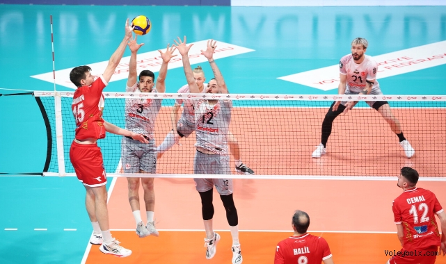 SMS Grup Efeler Ligi'nde 12.Hafta Sona Erdi 