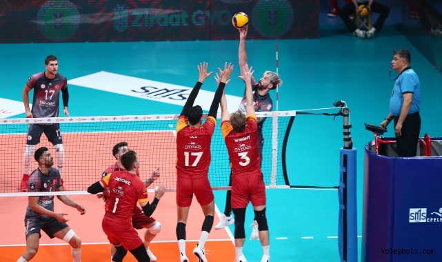 SMS Grup Efeler Ligi'nde 8.Hafta Sona Erdi 