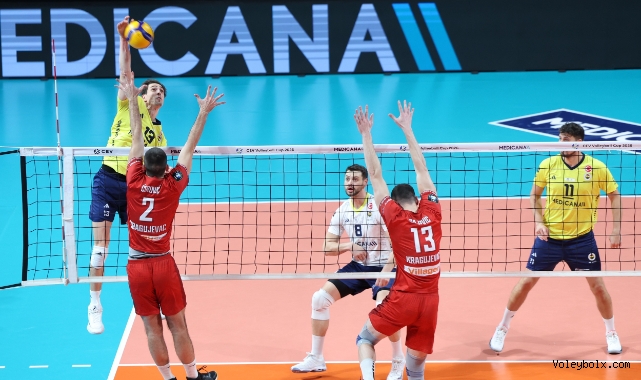 Fenerbahçe Medicana CEV Kupasında 8'li Finaller Turuna Yükseldi