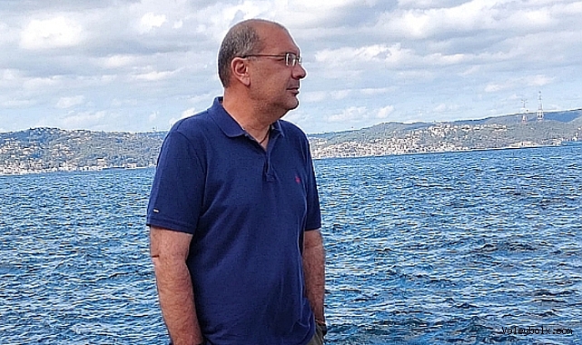 Hayaller başka gerçekler başka istemez