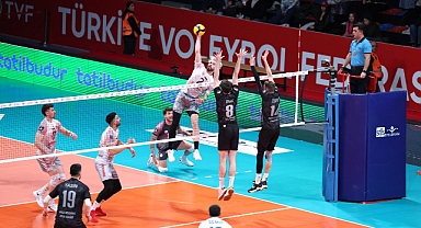 SMS Grup Efeler Ligi'nde 15.Hafta Başladı 